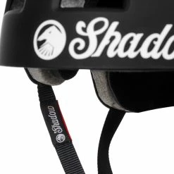 Casque SHADOW Classic Matte Black -équipement vélo Soldes 103 06013 TSC ClassicHelmet MatteBlack StrapLabel WEB