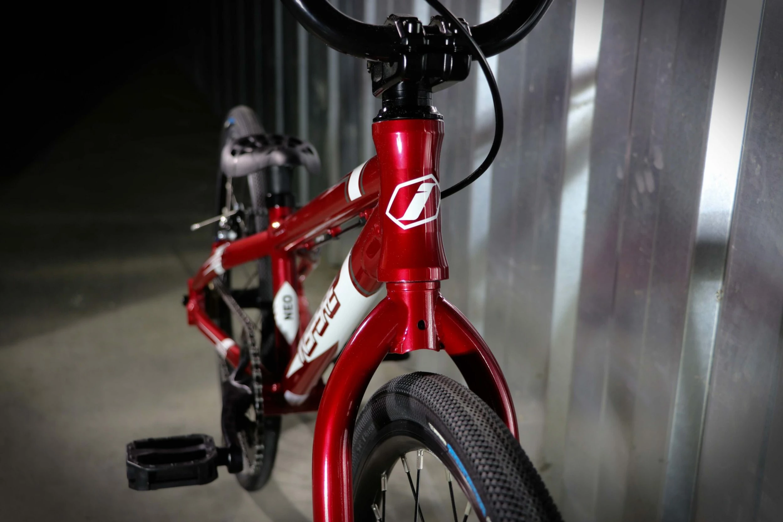 BMX RACE INSPYRE 2023 Neo Cruiser 21.85″ 2 BMX RACE INSPYRE 2023 Neo Cruiser 21.85″ – Image 2