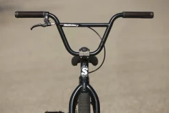 BMX SUNDAY 2022 Primer 18″ -équipement vélo Soldes BMX SUNDAY 2022 Primer 1822 gloss black 1