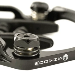 Etrier SHADOW Sano V.2 Featherweight 11 Etrier SHADOW Sano V.2 Featherweight -équipement vélo Soldes Etrier SHADOW Sano V.2 Featherweight Zoom