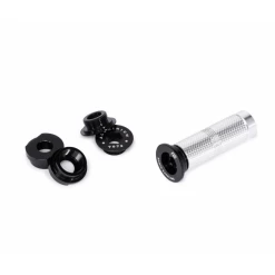 Fourche RADIO Race Solar 20″ Tapered Matte Black Carbone -équipement vélo Soldes Fourche RADIO Race Solar 20 Tapered Matte Black Carbone 1