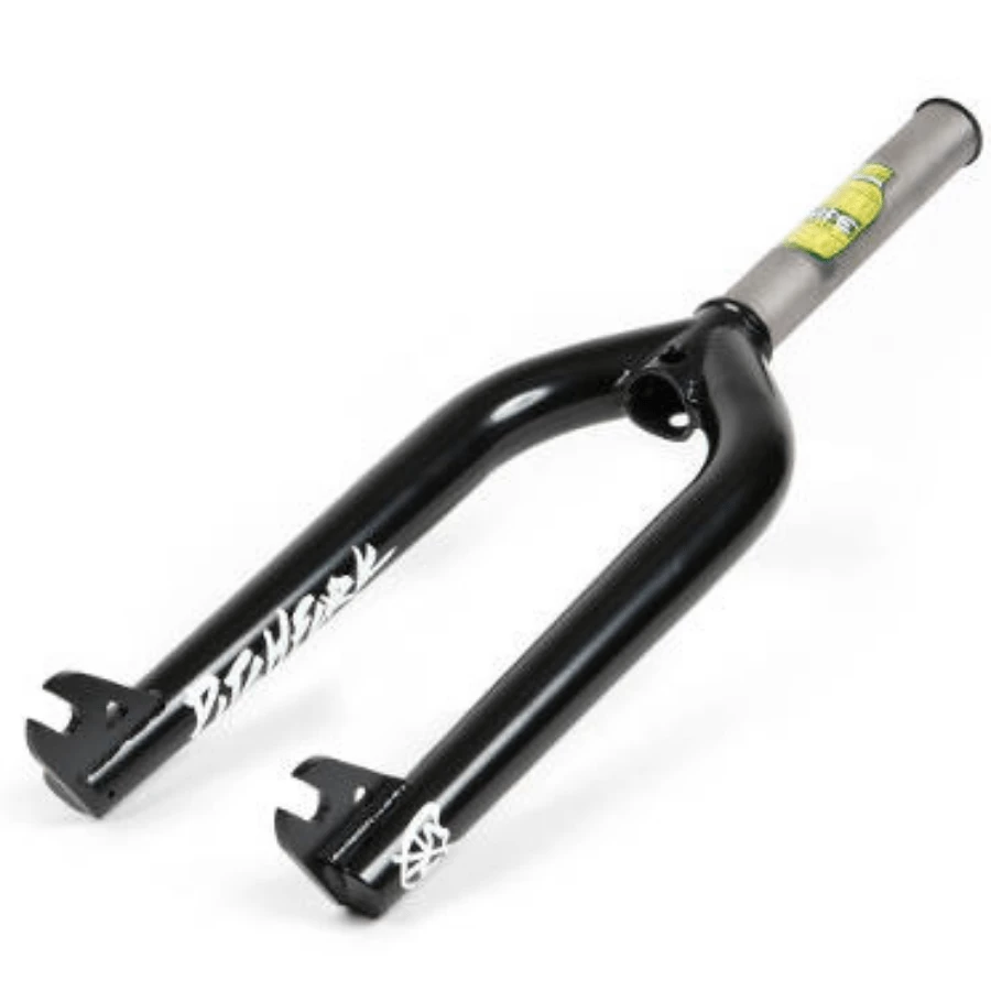 S&M Fourche S&M 22′ Pitchfork Widemouth 33 1 S&M Fourche S&M 22′ Pitchfork Widemouth 33