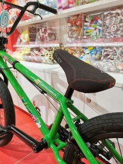 BMX COLONY Sweet Tooth Custom Park 20.4″ Green / Black -équipement vélo Soldes IMG 20210604 150558 scaled 1