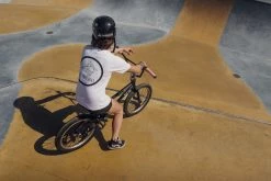 Tee Shirt LES TROIS ROUX Exocroux White -équipement vélo Soldes IMG 6443 scaled 1