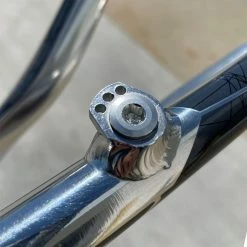 Kit De Vis Hexagonale Caches Tasseaux ELEVN -équipement vélo Soldes Kit de vis hexagonale tasseau ELEVN chrome 2