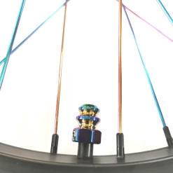 Paire De Bouchons De Valve ARMOUR BIKES Anti Left Shrader -équipement vélo Soldes Paire de Bouchons de valve ARMOUR BIKES Anti Left Shrader 2