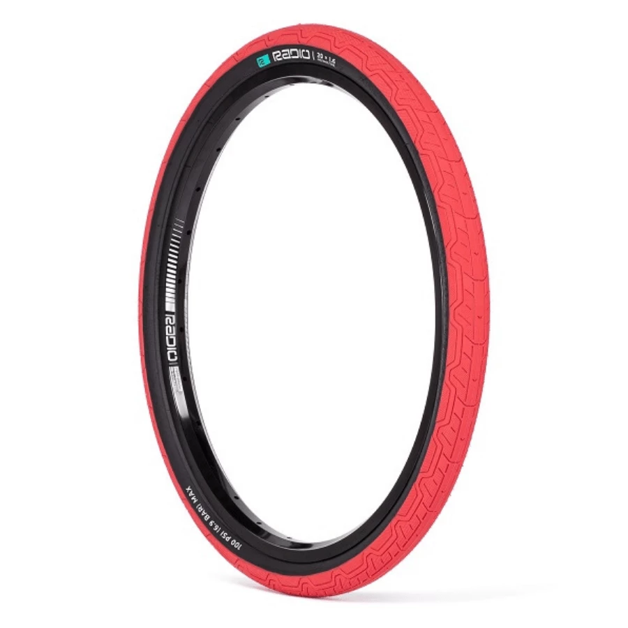 Pneu RADIO Raceline Oxygen Red / Black Wall Souple (4 Tailles) 6 Pneu RADIO Raceline Oxygen Red / Black Wall Souple (4 Tailles) – Image 6