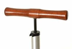Pompe NEATT à Pied Aluminium / Bois (max 160 PSI / 11 Bar) -équipement vélo Soldes Pompe Neatt a pied Aluminium Bois