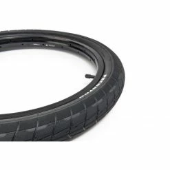 Pneu ECLAT Predator Bruno Hoffman 2.30 -équipement vélo Soldes products pneu eclat predator black