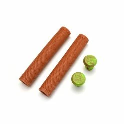 Poignées STRANGER Eric L -équipement vélo Soldes products poignees stranger eric lichtenberger gum