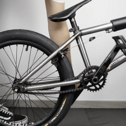 LES TROIS ROUX Montage D’une Couronne Freestyle